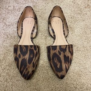 Pointed Toe Leopard/Cheetah Print Flats